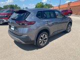 Used 2021 Nissan Rogue SV image 3