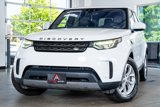 Used 2019 Land Rover Discovery SE image 2