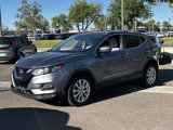 Used 2020 Nissan Rogue Sport SV image 2