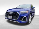 Used 2022 Audi Q5 e Premium w/ Convenience Package image 2
