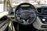 Used 2019 Chrysler Pacifica Touring-L image 5