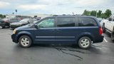 Used 2009 Dodge Grand Caravan SXT w/ Entertainment Group 2 image 5