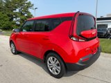 Used 2022 Kia Soul LX image 2