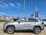 Used 2021 Toyota RAV4 XLE Premium image 2