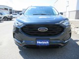 Used 2022 Ford Edge SE w/ Black Appearance Package image 2