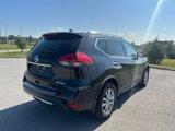 Used 2017 Nissan Rogue SV w/ SV Premium Package image 5