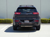 Used 2017 Jeep Cherokee Trailhawk image 5