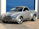 Used 2004 Chevrolet SSR w/ Preferred Equipment Group image 3
