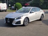 Used 2023 Nissan Altima 2.5 SV image 2