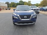 Used 2021 Nissan Rogue SV image 2