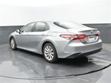 Used 2018 Toyota Camry LE image 3