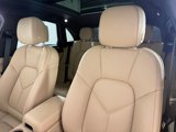 Certified 2025 Porsche Macan image 5