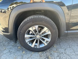 Used 2025 Chevrolet Equinox LT w/ Convenience Package II image 3