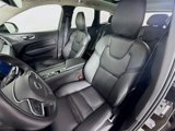 Used 2019 Volvo XC60 T6 Momentum w/ Multimedia Package image 5