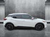 Used 2022 Nissan Kicks SV image 4