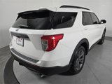 Used 2023 Ford Explorer XLT w/ Equipment Group 202A image 5