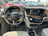 Used 2017 Chrysler Pacifica LX image 3