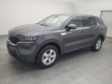 Used 2022 Kia Sorento LX image 2