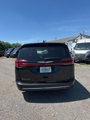 Used 2023 Chrysler Pacifica Touring-L image 2