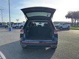 Used 2022 Volkswagen Atlas SE w/ Panoramic Sunroof Package image 5