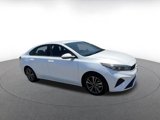 Used 2024 Kia Forte LXS image 2