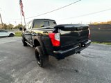 Used 2019 Nissan Titan SL w/ Midnight Edition image 5