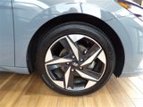 Used 2023 Hyundai Elantra SEL w/ Convenience Package image 4
