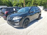 Certified 2017 Nissan Rogue SV image 3