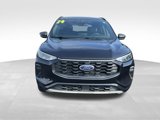 Used 2024 Ford Escape ST-Line image 3