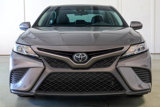 Used 2020 Toyota Camry SE image 2