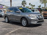 Used 2017 Nissan Rogue SV w/ SV Premium Package image 3