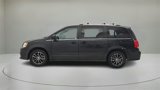 Used 2017 Dodge Grand Caravan SXT image 4