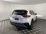 Used 2022 Nissan Rogue SV image 3