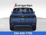 New 2025 Volkswagen Taos SE image 4
