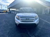 Used 2013 Ford Explorer XLT image 2