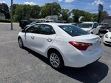 Used 2017 Toyota Corolla LE image 5