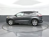 Used 2020 Ford Edge SE image 4