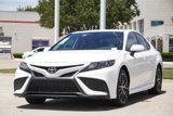 Used 2023 Toyota Camry SE image 4