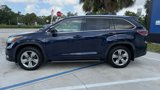 Used 2015 Toyota Highlander Limited image 3