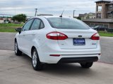 Used 2016 Ford Fiesta SE image 4