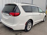 Used 2017 Chrysler Pacifica Touring-L w/ Tire & Wheel Group image 4