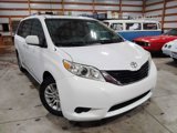 Used 2012 Toyota Sienna XLE image 3