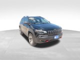 Used 2019 Jeep Cherokee Trailhawk w/ Cold Weather Group image 5