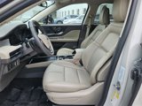 Certified 2023 Lincoln Corsair FWD image 3