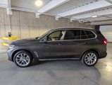 Used 2022 BMW X5 xDrive40i w/ Premium Package image 2