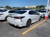 Used 2024 Toyota Camry SE image 3