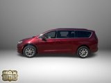 Used 2022 Chrysler Pacifica Touring-L w/ Uconnect Theater Family Group image 4