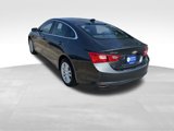 Used 2018 Chevrolet Malibu LT image 3