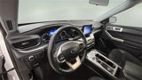 Used 2022 Ford Explorer XLT w/ Equipment Group 202A image 6