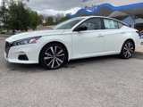 Used 2021 Nissan Altima 2.5 SR w/ SR Premium Package image 3
